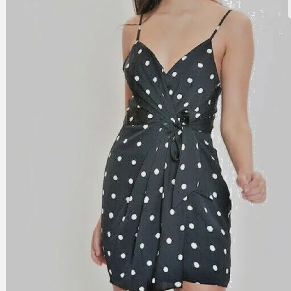 Shona Joy casual dress mini V neck Sleeveless Black Polka dots